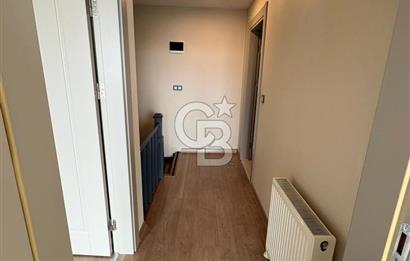 KARTEPE FORUM ANATOLIA SİTESİ’NDE 2+1 ÇATI DUBLEKS KİRALIK DAİRE