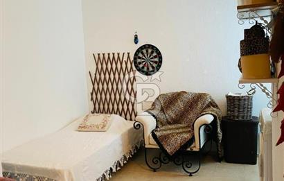 BİTEZ'DE HAVUZLU SİTEDE YILLIK KİRALIK VİLLA