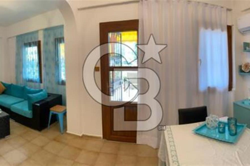 BİTEZ'DE HAVUZLU SİTEDE YILLIK KİRALIK VİLLA