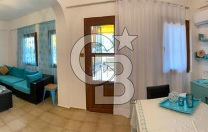 BİTEZ'DE HAVUZLU SİTEDE YILLIK KİRALIK VİLLA