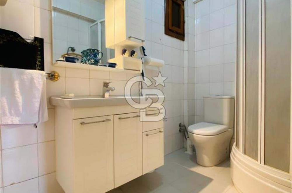 BİTEZ'DE HAVUZLU SİTEDE YILLIK KİRALIK VİLLA