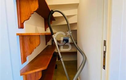 BİTEZ'DE HAVUZLU SİTEDE YILLIK KİRALIK VİLLA