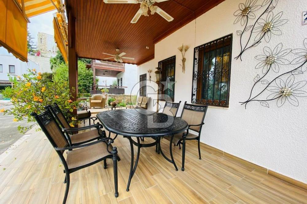 BİTEZ'DE HAVUZLU SİTEDE YILLIK KİRALIK VİLLA