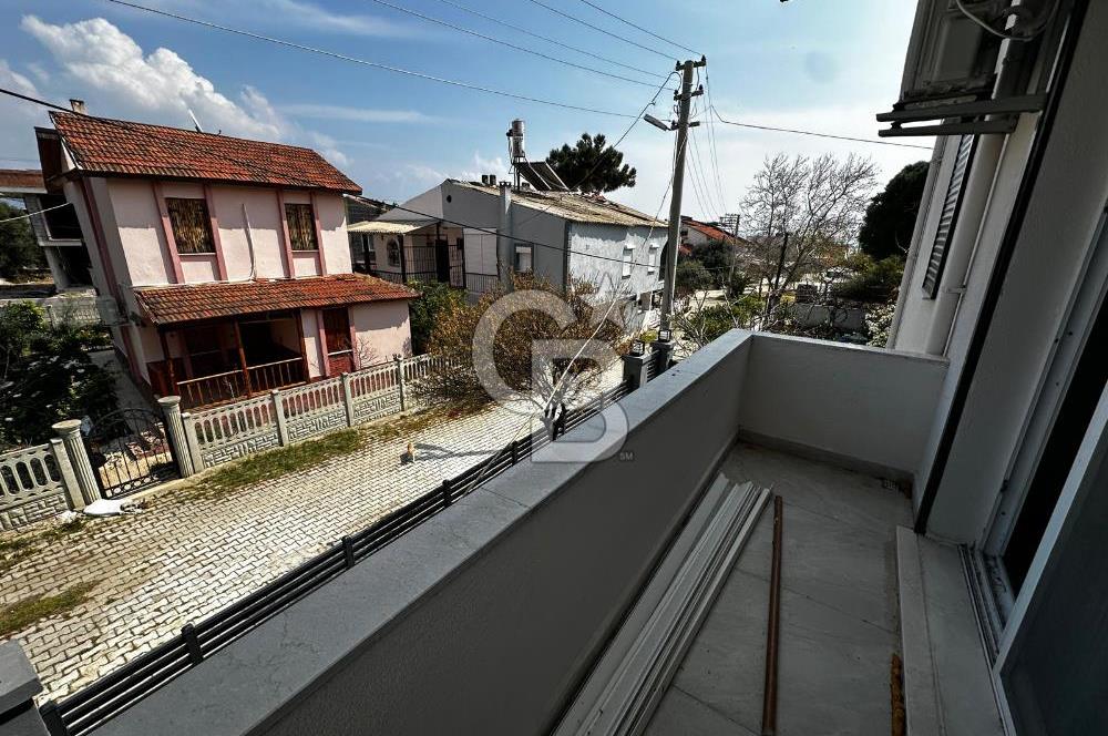 SEFERİHİSAR DOĞANBEY'DE DENİZE YAKIN - İKİZ VİLLALI SATILIK MÜLK