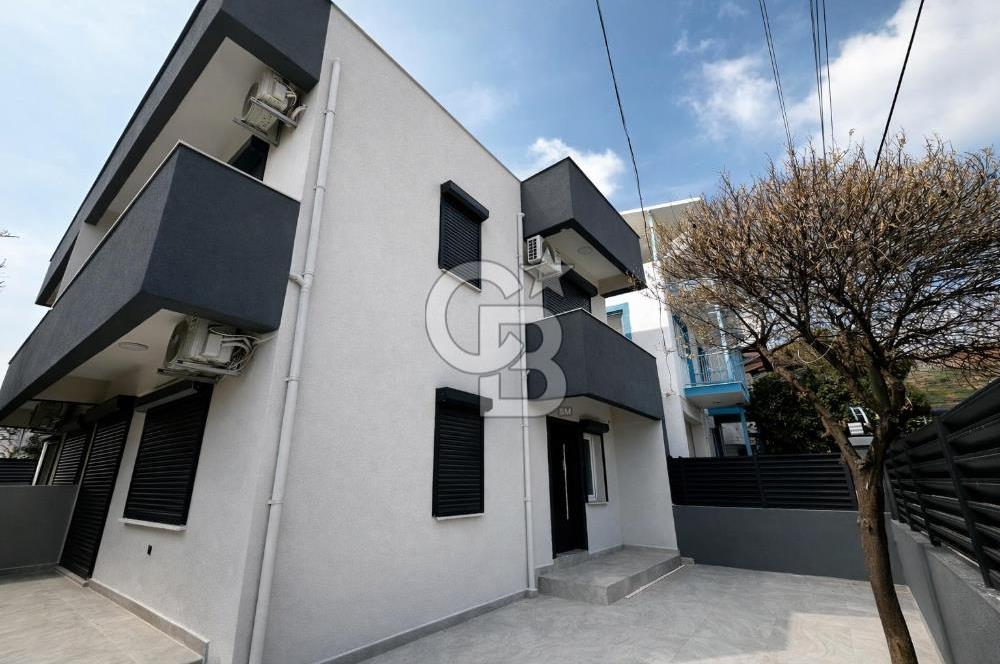 SEFERİHİSAR DOĞANBEY'DE DENİZE YAKIN - İKİZ VİLLALI SATILIK MÜLK