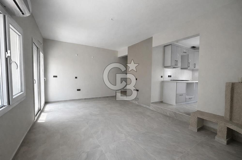 SEFERİHİSAR DOĞANBEY'DE DENİZE YAKIN - İKİZ VİLLALI SATILIK MÜLK