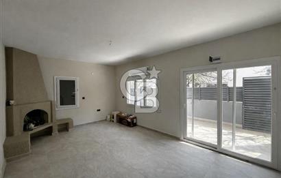 SEFERİHİSAR DOĞANBEY'DE DENİZE YAKIN - İKİZ VİLLALI SATILIK MÜLK