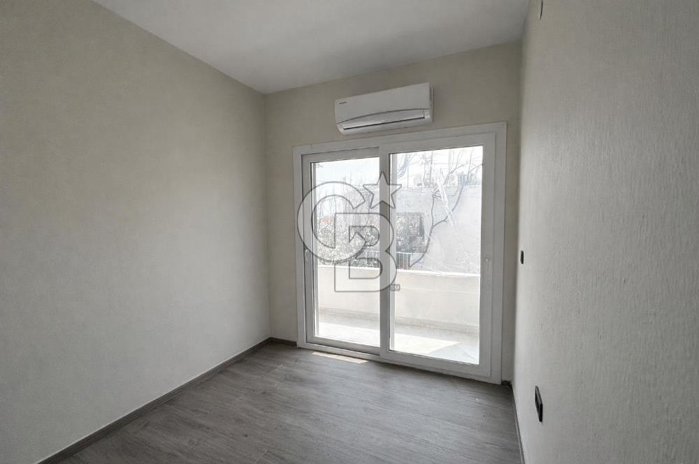 SEFERİHİSAR DOĞANBEY'DE DENİZE YAKIN - İKİZ VİLLALI SATILIK MÜLK