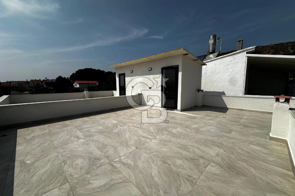 SEFERİHİSAR DOĞANBEY'DE DENİZE YAKIN - İKİZ VİLLALI SATILIK MÜLK