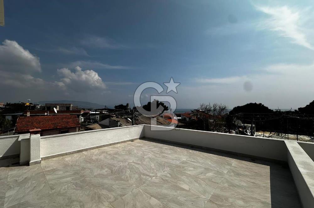 SEFERİHİSAR DOĞANBEY'DE DENİZE YAKIN - İKİZ VİLLALI SATILIK MÜLK