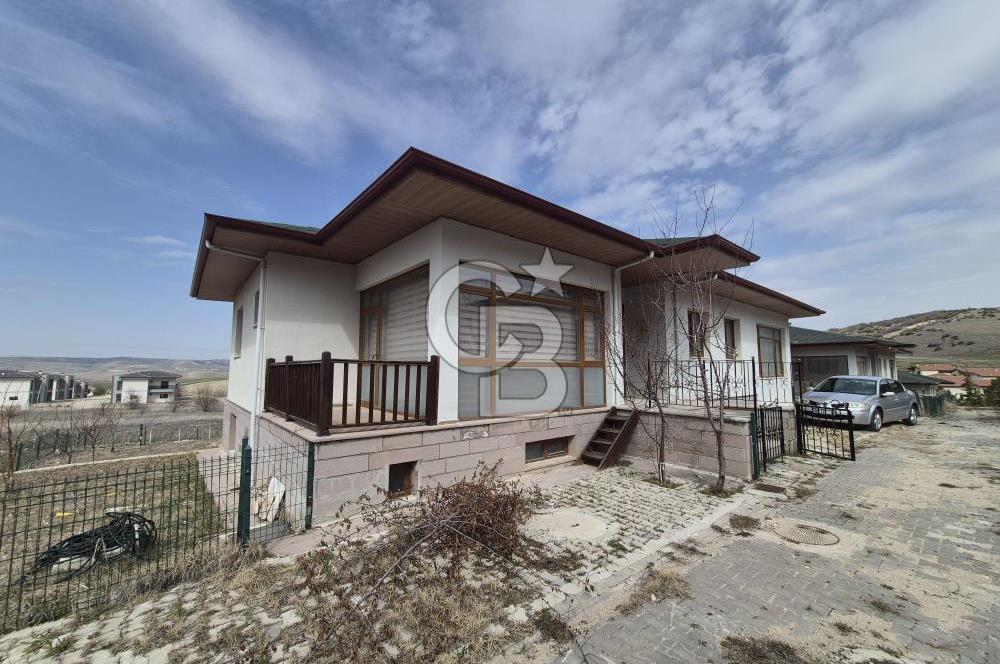 BALLIKUYUMCU ATAYURT SİTESİNDE SATILIK 5+2 VİLLA