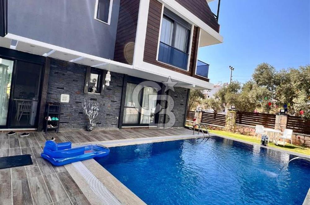 Akbük'te Maviye Açılan Kapı: Denize 500 Metre, Terasta Kesintisiz Deniz Şöleni