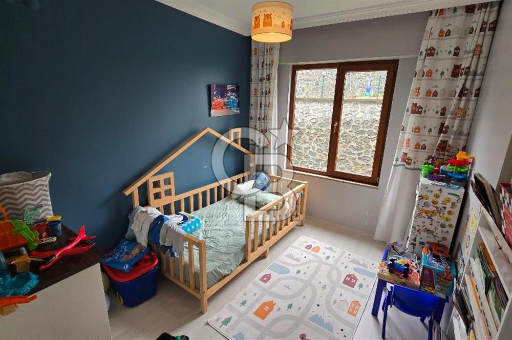 Serdivan Kemalpaşa Suhube 1 Sitesinde Geniş 145 m² Ara Kat 3+1