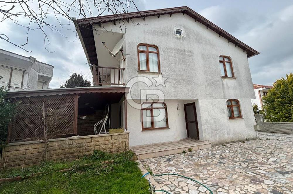 SİTE İÇİNDE DENİZE SIFIR YAZ-KIŞ OTURUMA UYGUN VİLLA