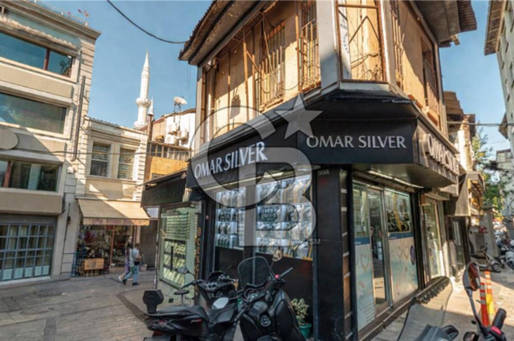 Tarihi Yarımada Kapalıçarşının yanında satılık dükkan