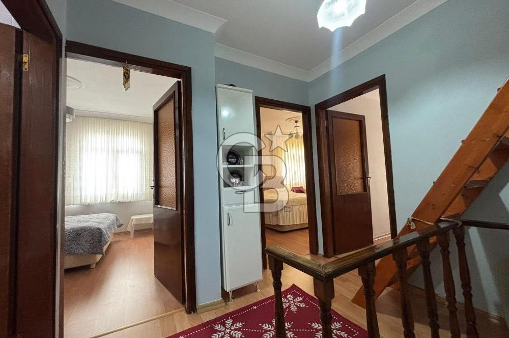 SİTE İÇİNDE DENİZE SIFIR YAZ-KIŞ OTURUMA UYGUN VİLLA