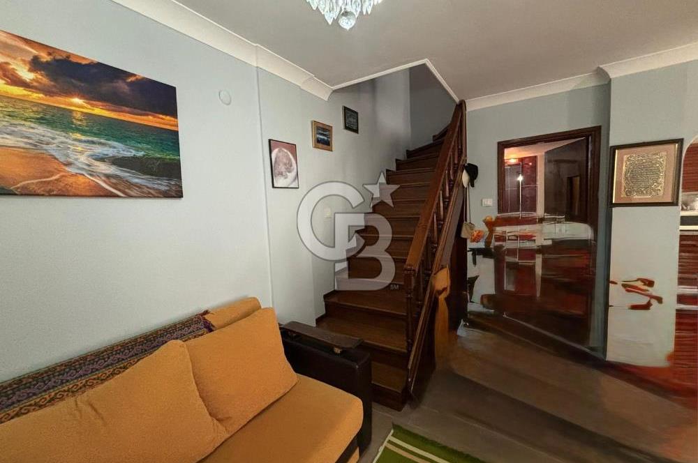 SİTE İÇİNDE DENİZE SIFIR YAZ-KIŞ OTURUMA UYGUN VİLLA