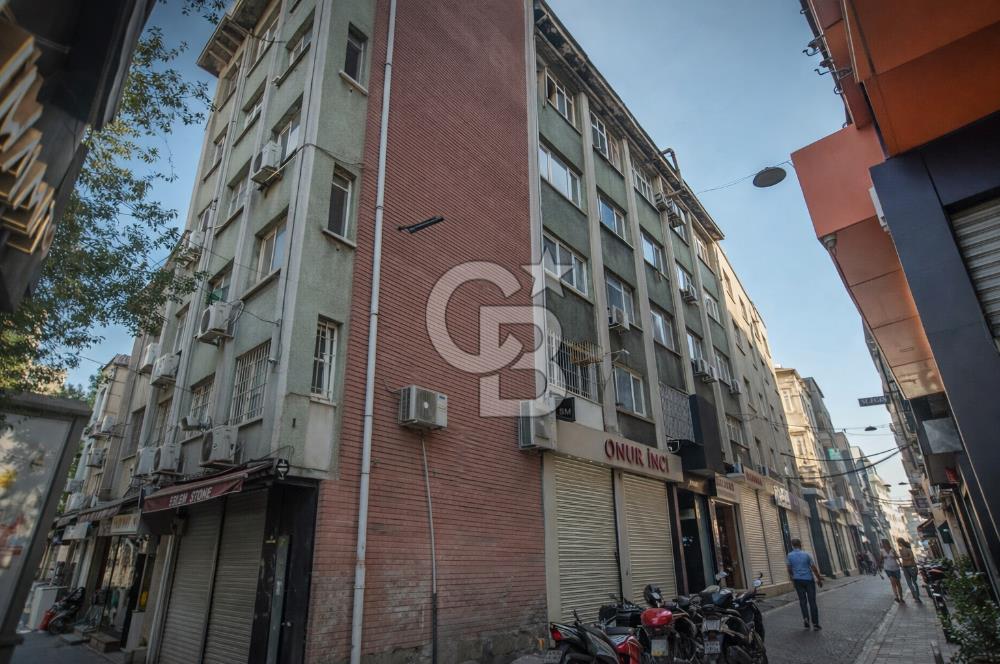 Tarihi Yarımada Kapalıçarşının yanında satılık dükkan