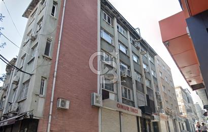 Tarihi Yarımada Kapalıçarşının yanında satılık dükkan