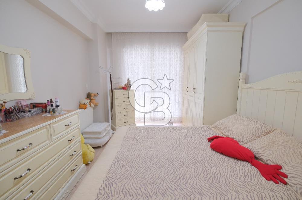 ÇİĞLİ ATAŞEHİR PELİT 4 SİTESİNDE SATILIK 3+1 ARAKAT DAİRE