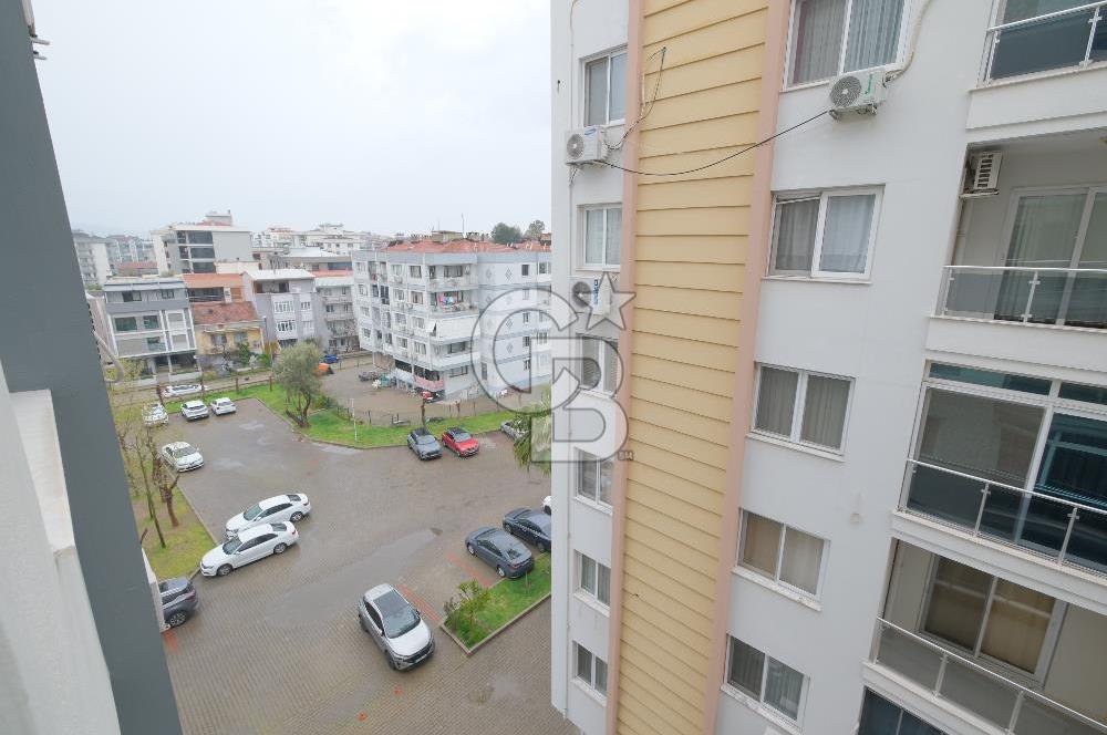 ÇİĞLİ ATAŞEHİR PELİT 4 SİTESİNDE SATILIK 3+1 ARAKAT DAİRE