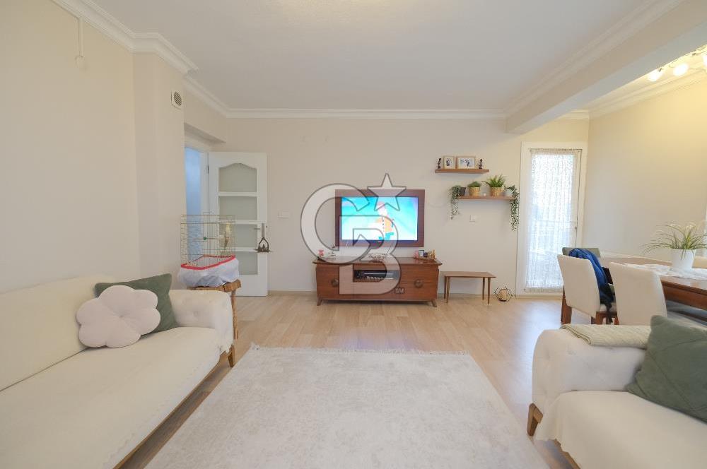 ÇİĞLİ ATAŞEHİR PELİT 4 SİTESİNDE SATILIK 3+1 ARAKAT DAİRE