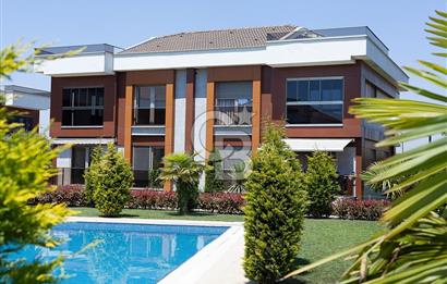 Tuzla Postane Mahallesi Natural Life Sitesi SATILIK 5+2 Villa 