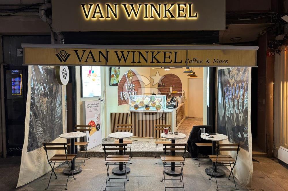 KADIKÖY TRAMVAY HATTI ÜZERİNDE DEVREN KİRALIK HAZIR KAFE