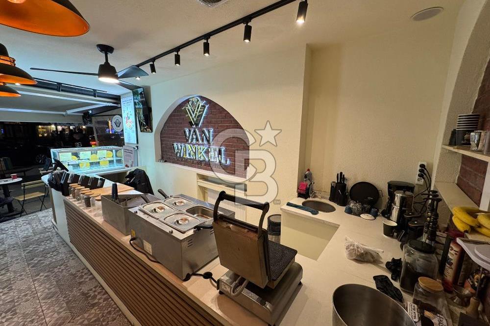 KADIKÖY TRAMVAY HATTI ÜZERİNDE DEVREN KİRALIK HAZIR KAFE