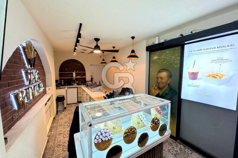 KADIKÖY TRAMVAY HATTI ÜZERİNDE DEVREN KİRALIK HAZIR KAFE