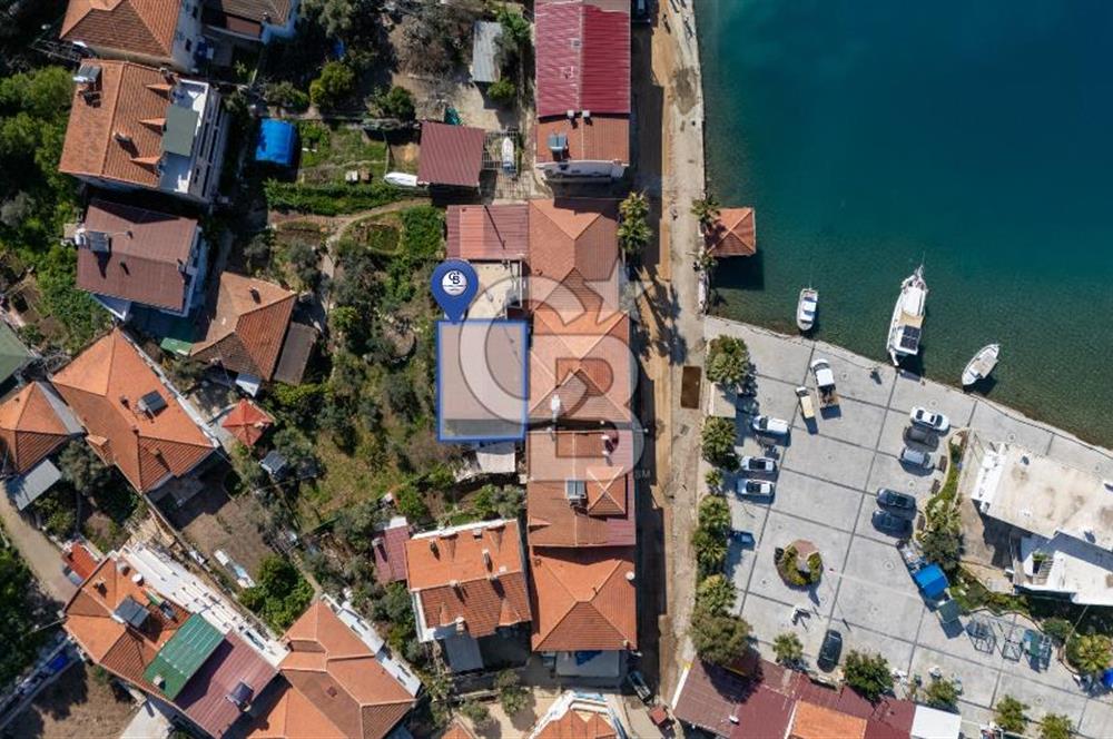 BOZBURUN MERKEZDE DENİZE SIFIR TEK KATLI KAGİR EV