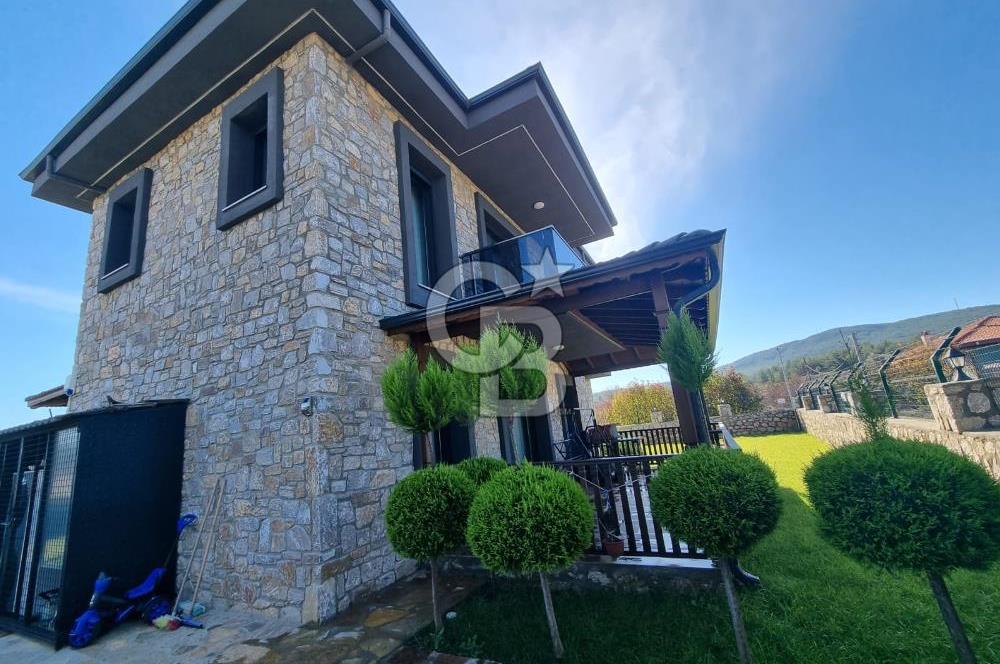 MUĞLA ULA KIZILAĞAÇ’TA DENİZE VE MERKEZE YAKIN 5+1 TAM MÜSTAKİL TAŞ VİLLA