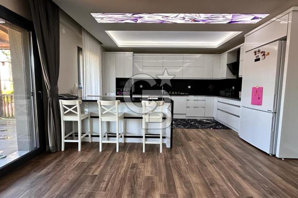 MUĞLA ULA KIZILAĞAÇ’TA DENİZE VE MERKEZE YAKIN 5+1 TAM MÜSTAKİL TAŞ VİLLA