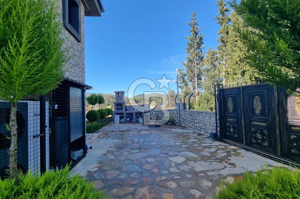 MUĞLA ULA KIZILAĞAÇ’TA DENİZE VE MERKEZE YAKIN 5+1 TAM MÜSTAKİL TAŞ VİLLA