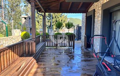 MUĞLA ULA KIZILAĞAÇ’TA DENİZE VE MERKEZE YAKIN 5+1 TAM MÜSTAKİL TAŞ VİLLA