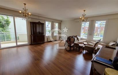 Yeni Girne Saklıbahçe Sitesi Havuz Manzaralı Satılık 3+1 Daire