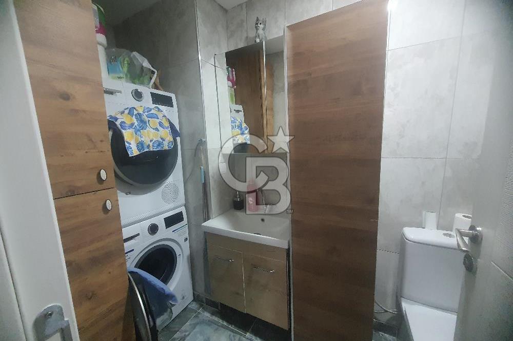 ÇİĞLİ UĞUR MUMCU MAHALLESİ EFE CİTY'DE ŞEHİR DEĞİŞİKLİĞİ NEDENİYLE SATILIK İÇİ YAPILI 2+1 DAİRE 