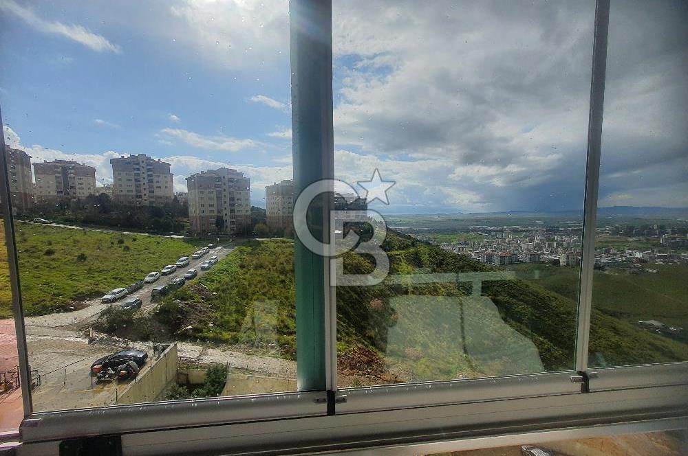 ÇİĞLİ UĞUR MUMCU MAHALLESİ EFE CİTY'DE ŞEHİR DEĞİŞİKLİĞİ NEDENİYLE SATILIK İÇİ YAPILI 2+1 DAİRE 