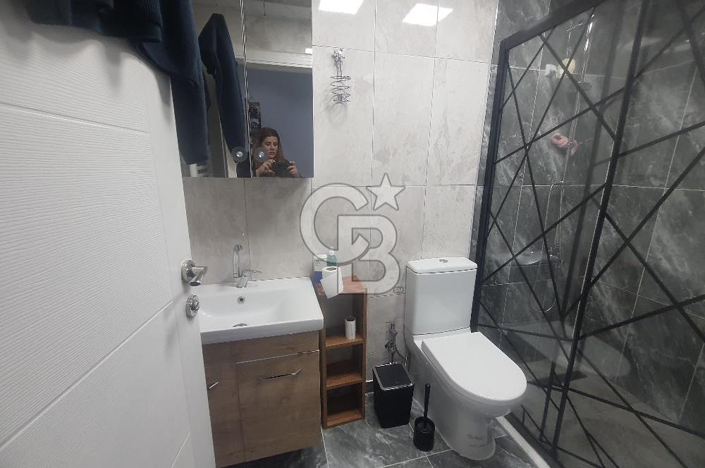 ÇİĞLİ UĞUR MUMCU MAHALLESİ EFE CİTY'DE ŞEHİR DEĞİŞİKLİĞİ NEDENİYLE SATILIK İÇİ YAPILI 2+1 DAİRE 