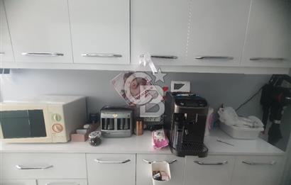 ÇİĞLİ UĞUR MUMCU MAHALLESİ EFE CİTY'DE ŞEHİR DEĞİŞİKLİĞİ NEDENİYLE SATILIK İÇİ YAPILI 2+1 DAİRE 