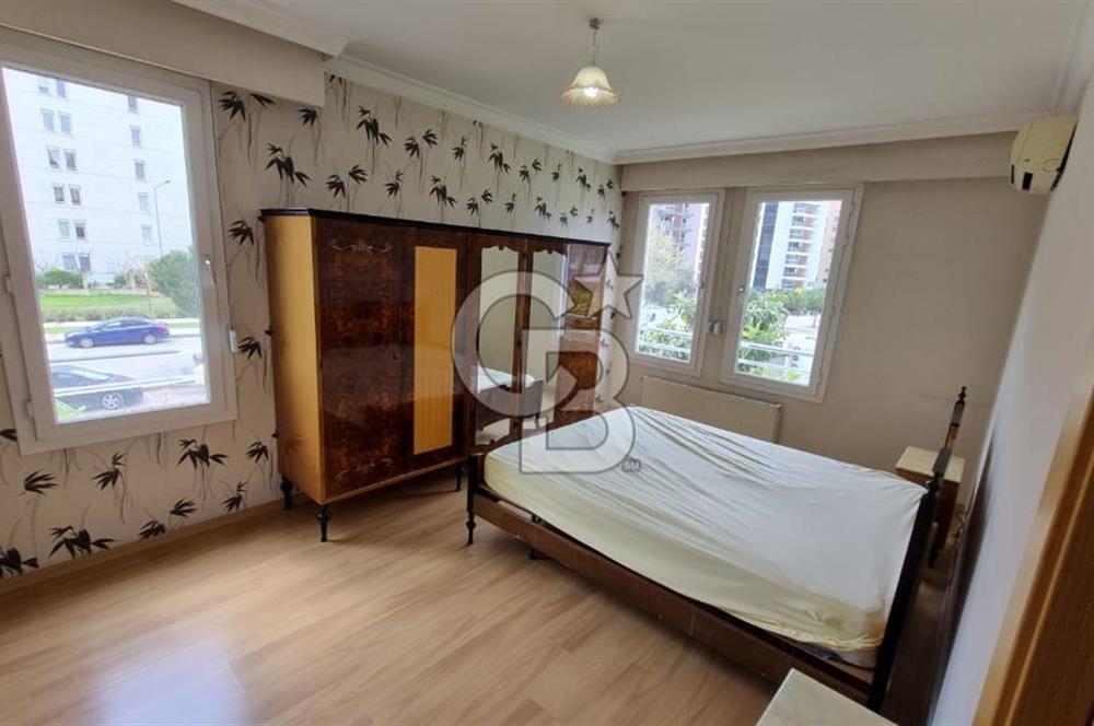 Yeni Girne Saklıbahçe Sitesi Havuz Manzaralı Satılık 3+1 Daire