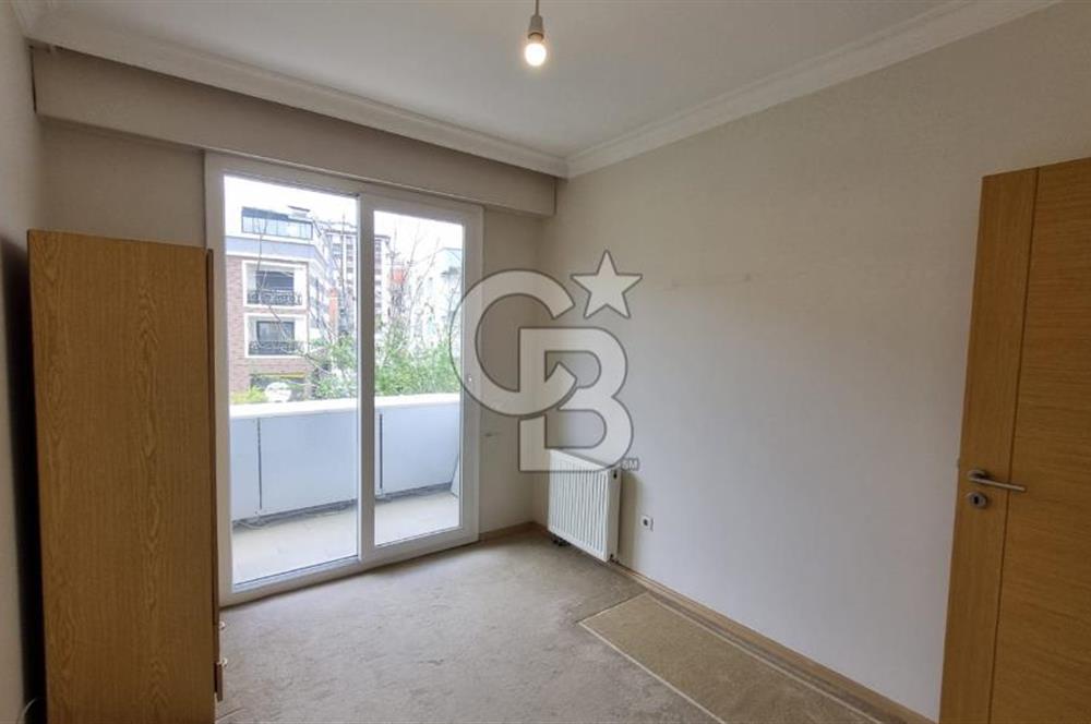 Yeni Girne Saklıbahçe Sitesi Havuz Manzaralı Satılık 3+1 Daire