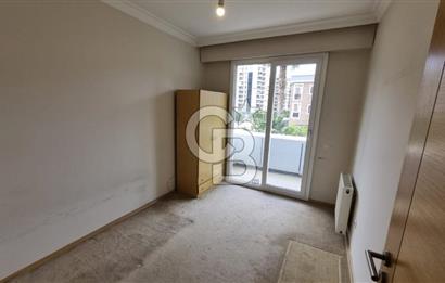 Yeni Girne Saklıbahçe Sitesi Havuz Manzaralı Satılık 3+1 Daire