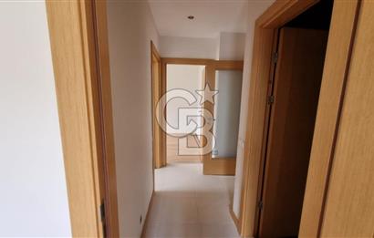 Yeni Girne Saklıbahçe Sitesi Havuz Manzaralı Satılık 3+1 Daire