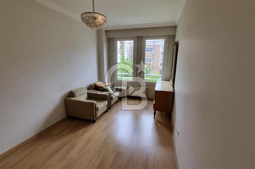 Yeni Girne Saklıbahçe Sitesi Havuz Manzaralı Satılık 3+1 Daire