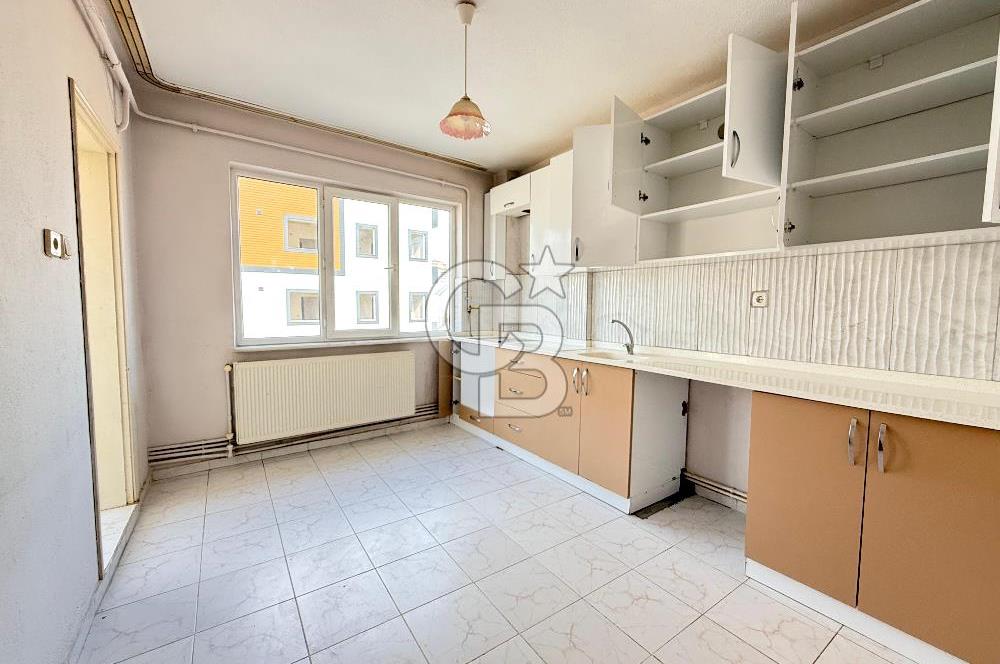 CB KİNG'DEN 1.SAKARYA MAHALLESİ ARA KAT 3+1 KİRALIK DAİRE