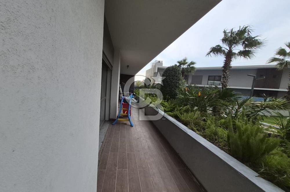 İZMİR ÇİĞLİ GAYDA ATAŞEHİR DE 3+1 BAHÇE KATI ÇİFT CEPHE GENİŞ DAİRE