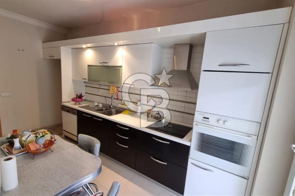 Yeni Girne Saklıbahçe Sitesi Havuz Manzaralı Satılık 3+1 Daire