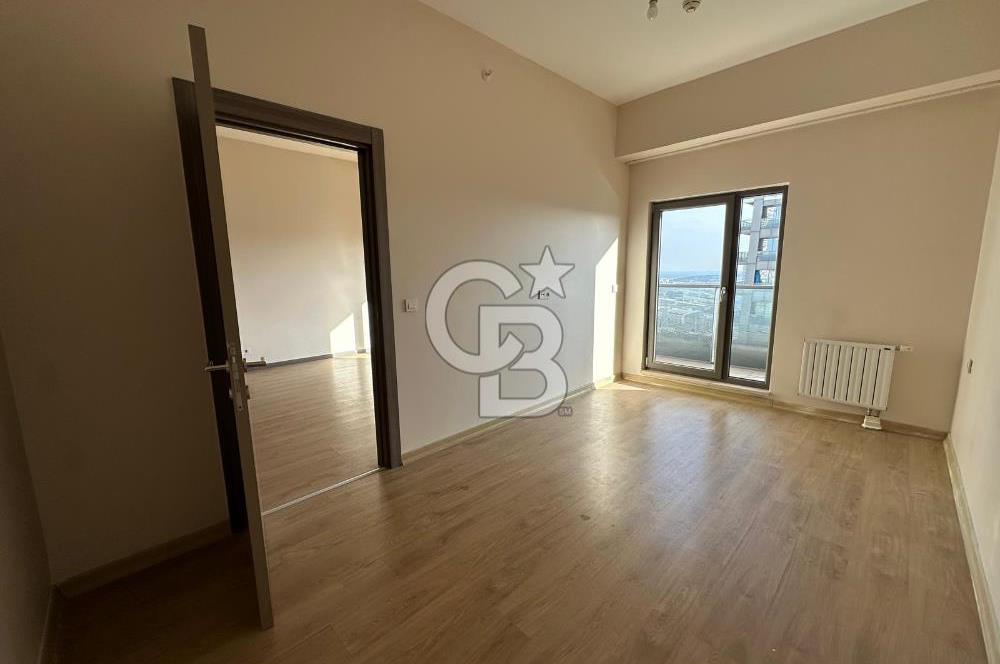 SEMBOL İSTANBUL'DA DENİZ MANZARALI BÜYÜK TİP 1+1 KİRALIK DAİRE