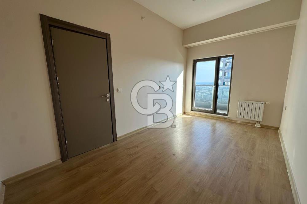 SEMBOL İSTANBUL'DA DENİZ MANZARALI BÜYÜK TİP 1+1 KİRALIK DAİRE